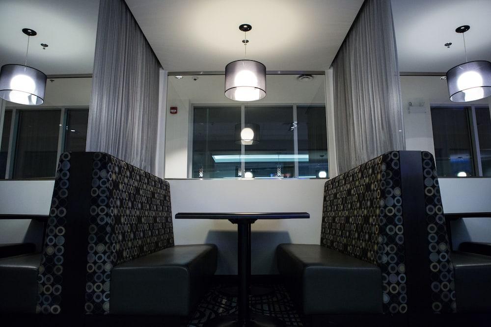 The Grand Winnipeg Airport Hotel By Lakeview Luaran gambar